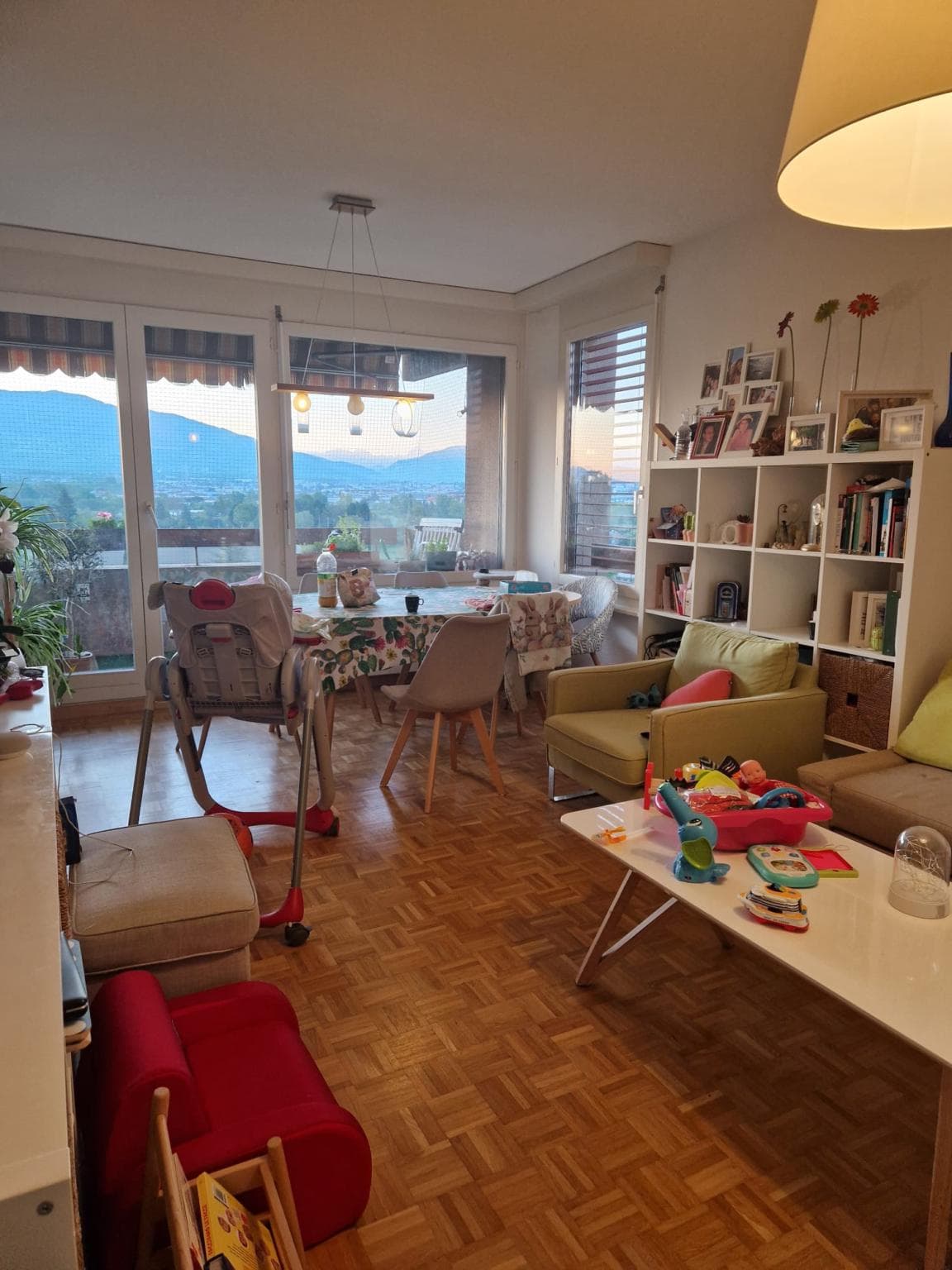 Appartement de 5 pièces à Thônex.