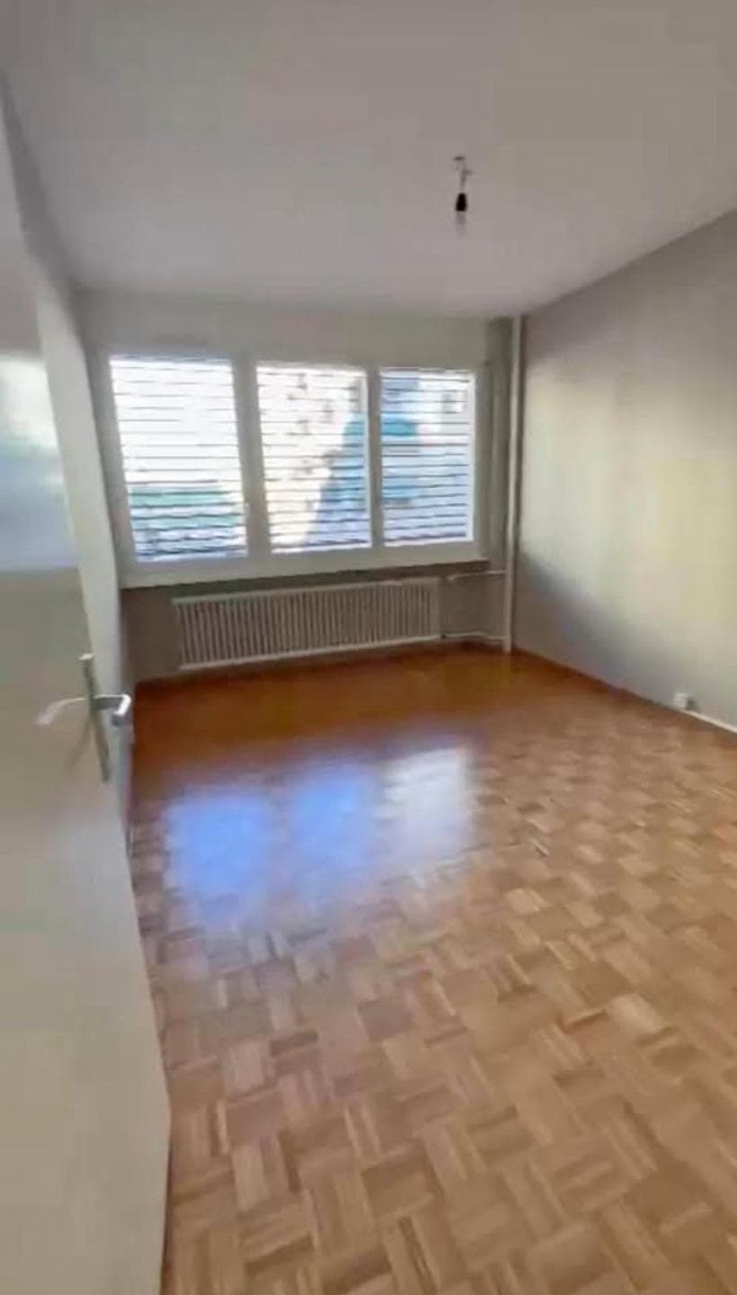 Appartement de 4,5 pièces à Genève. - photo 1