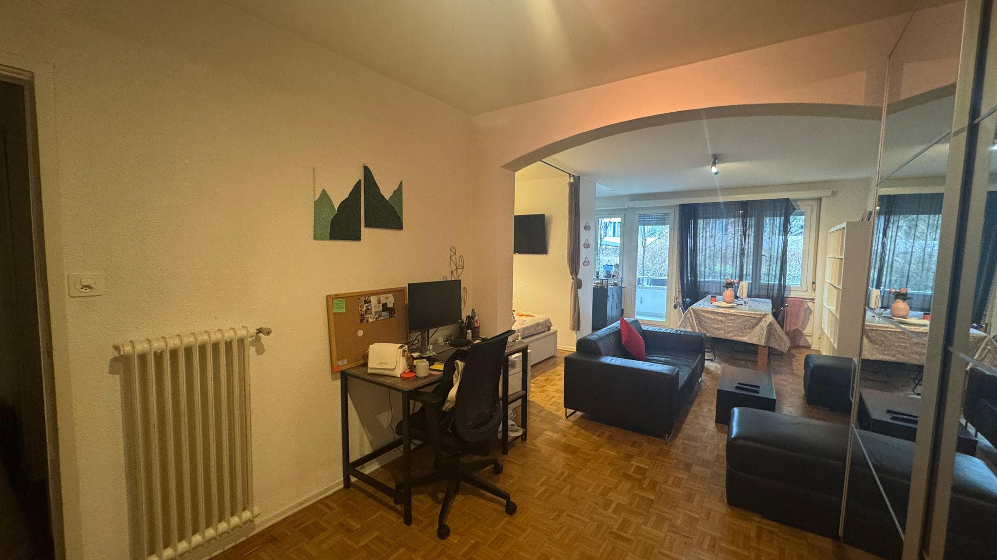 Appartement de 2,5 pièces à Genève. - photo 1