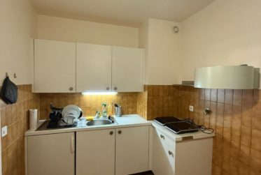 Appartement de 2 pièces aux Acacias.