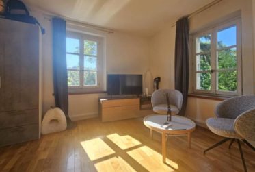 Appartement de 2,5 pièces à Carouge.