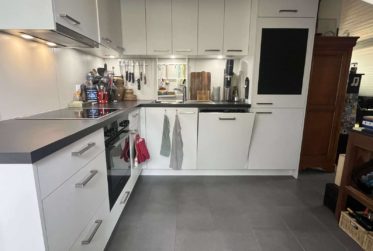 Appartement de 5,5 pièces aux Eaux-Vives.