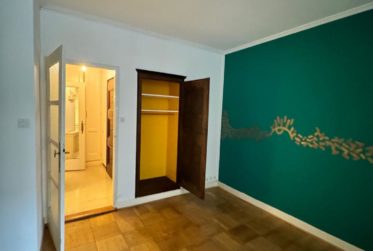 Appartement de 2 pièces à la Vieille Ville.