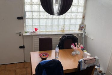 Appartement de 4 pièces aux Acacias.