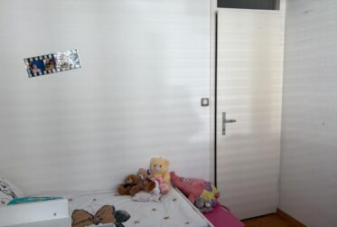 Appartement de 4 pièces aux Acacias.