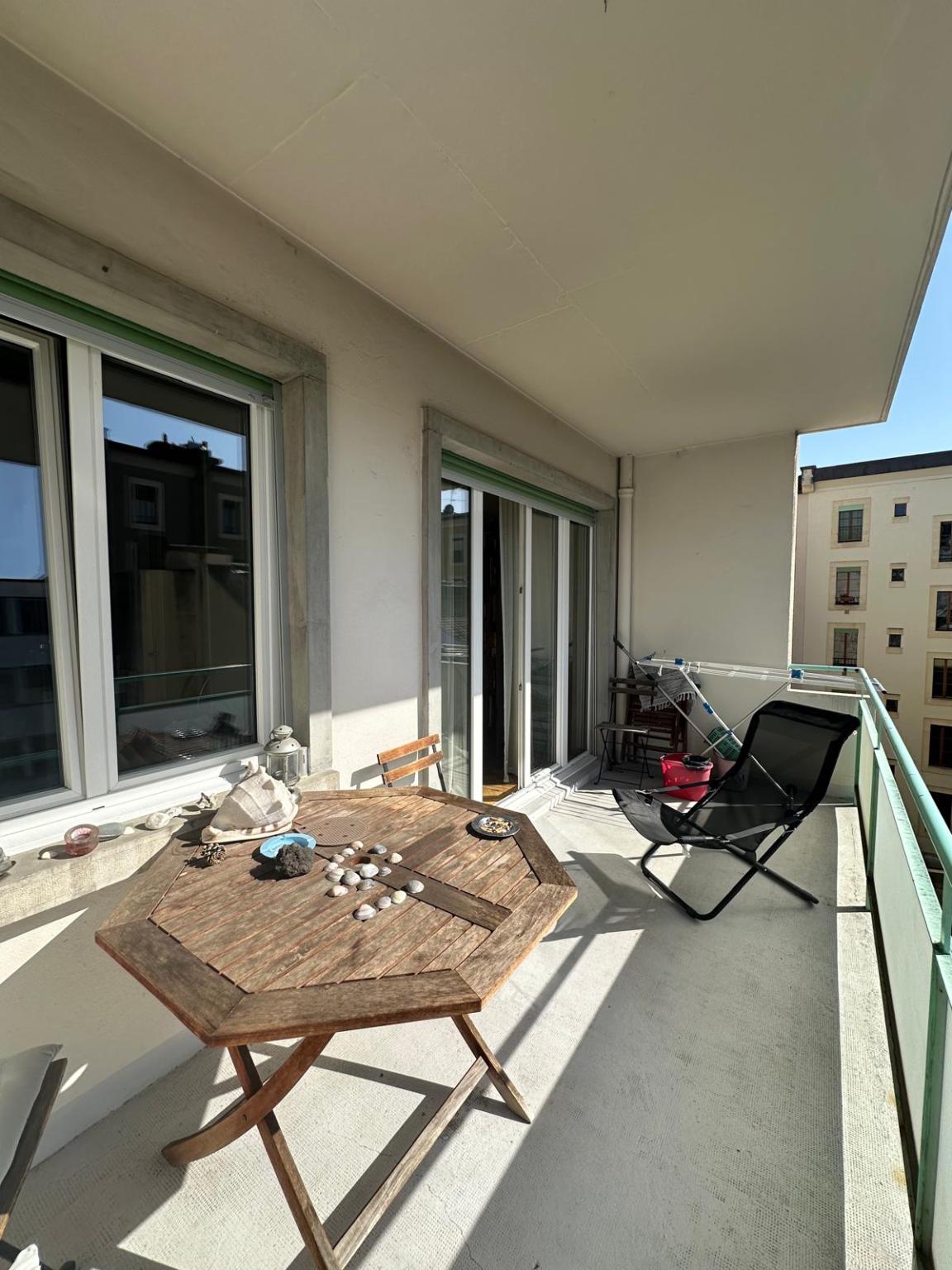 Appartement de 3 pièces aux Pâquis.