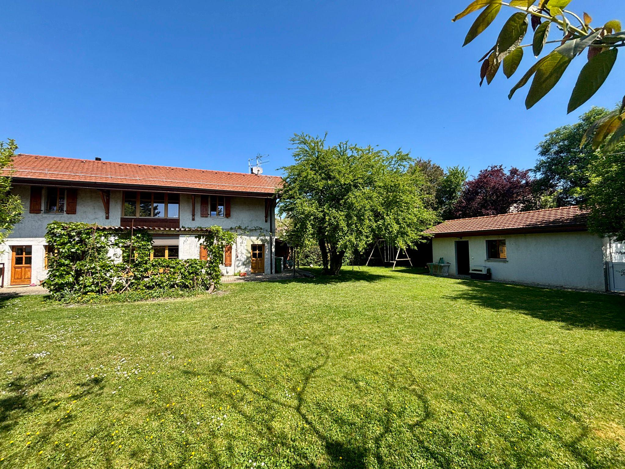 Maison à Bernex.